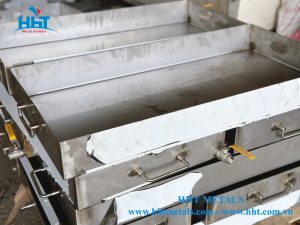 Khay đựng inox theo yêu cầu - HHT Metals