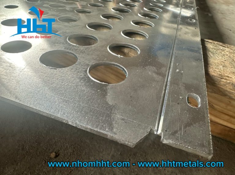 Bào rãnh V nhôm tấm - HHT Metals