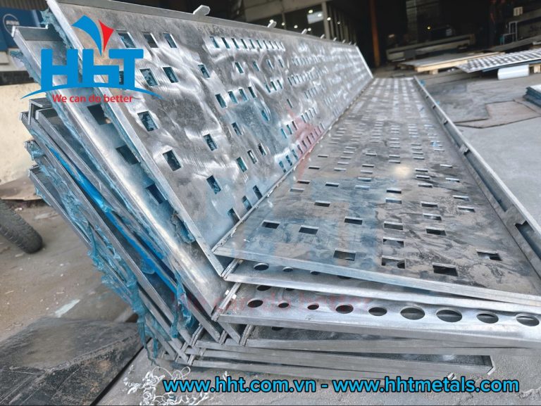 Gia công vách ngăn nhôm tấm - HHT