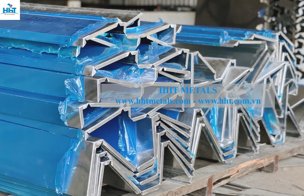 Bào rãnh nhôm tấm dày 1mm - HHT