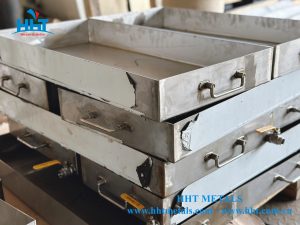 Gia công khay inox dày 2mm - HHT Metals