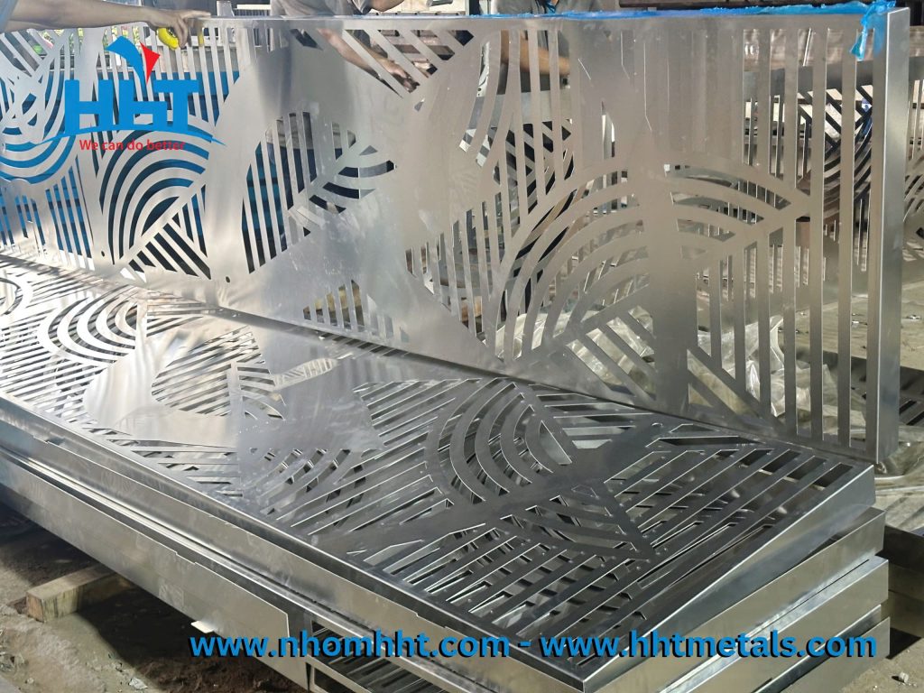 Gia công cắt laser nhôm tấm